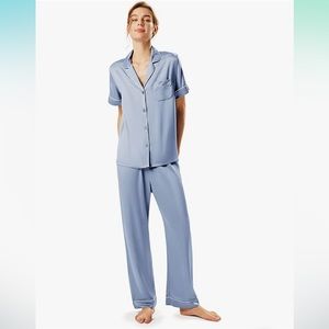 Blue silky pajamas set - Medium (unopened/unworn)
